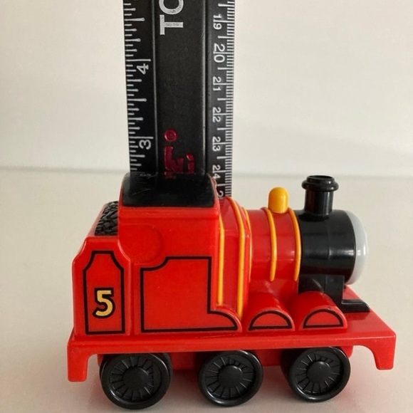 Thomas & Friends James Pullback Racer - Picture 7 of 7